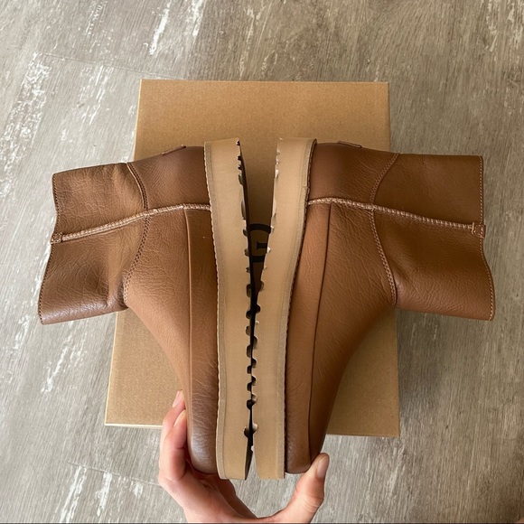 BNIB UGG Deconstructed Mini Zip Boot - Chestnut US 8/EU 39 - Picture 5 of 16